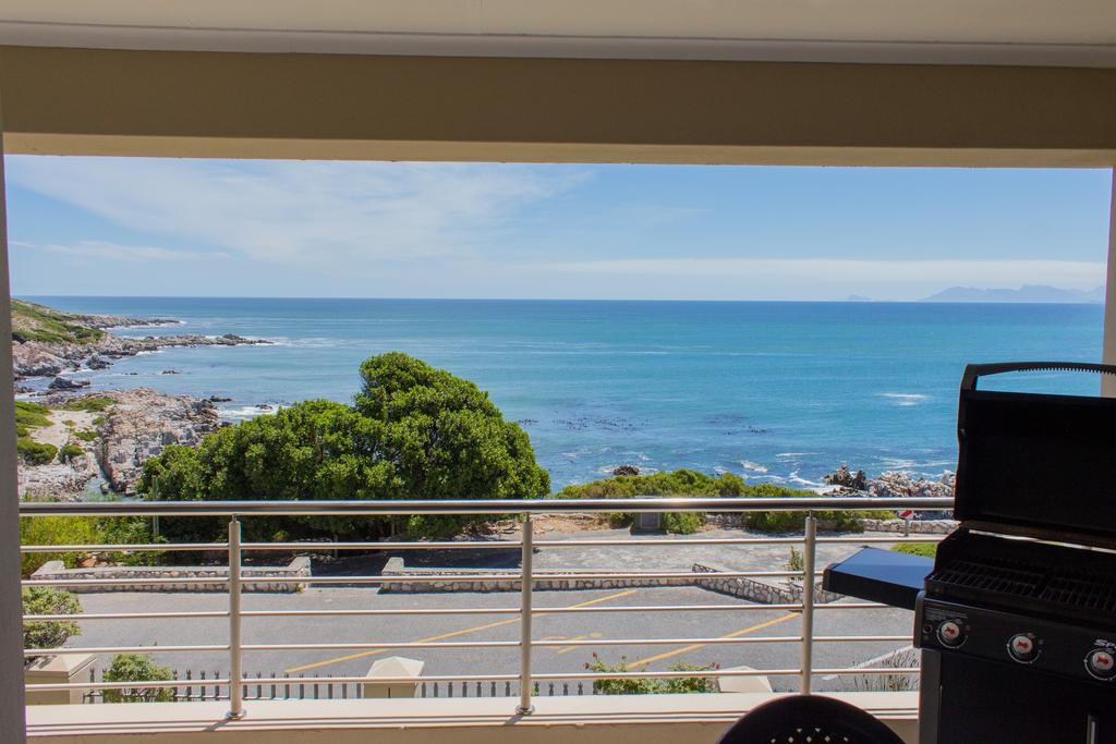 Sunset View At Whale Cove Apartment Gansbaai Exterior foto